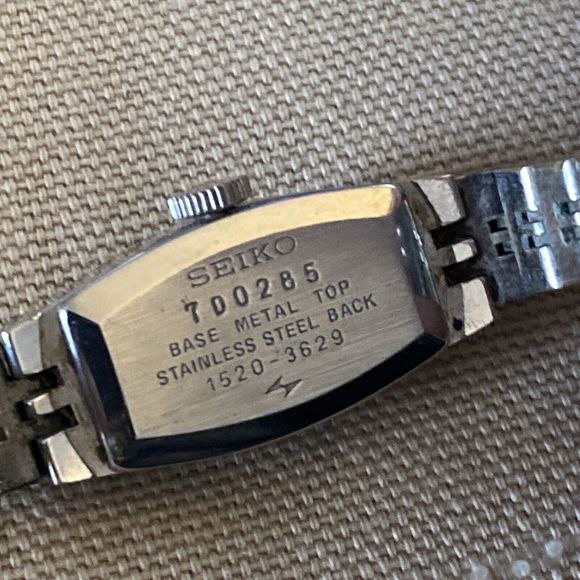 Vintage Seiko Watch Women Silver Tone Rectangle Case Blue Dial Manual Wind 6.25" - Picture 10 of 10